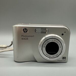 HP PhotoSmart M425 5.0 MP Digital Camera 3X Optical View For Parts Not Working